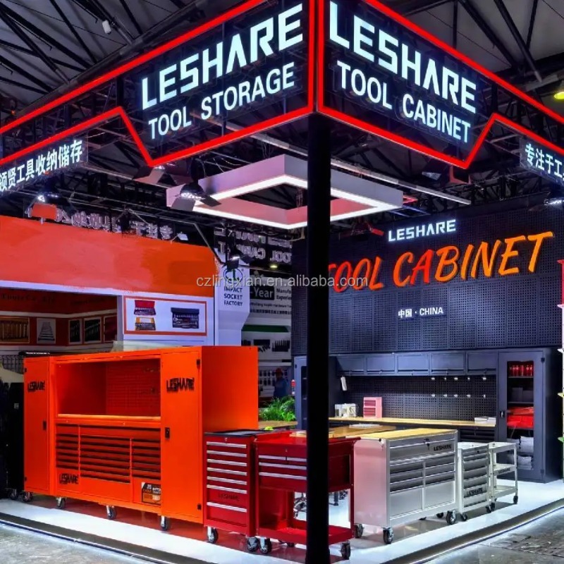 Czarna skrzynia narzędziowa na – Tools Use In The Workshop recenzja i cena
