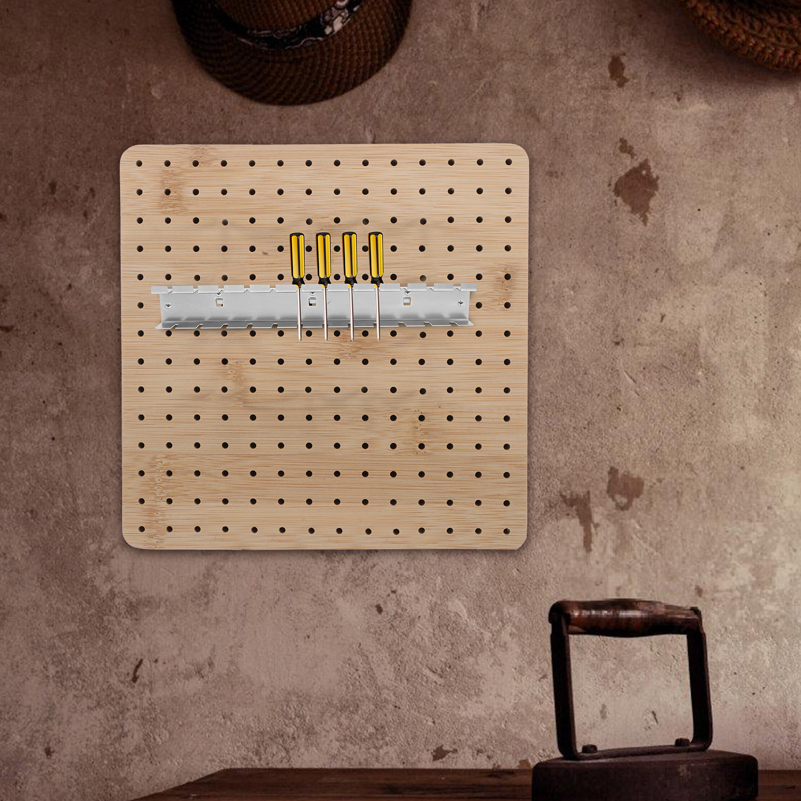 Wytrzymałe uchwyty na śrubokrę – Workshop Tools Wall recenzja i cena